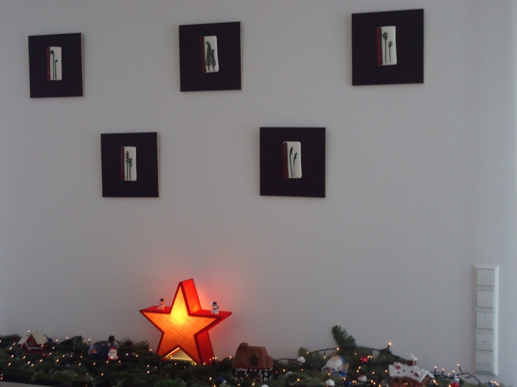 Images of Aotearoa and x-mas happily married next to each other